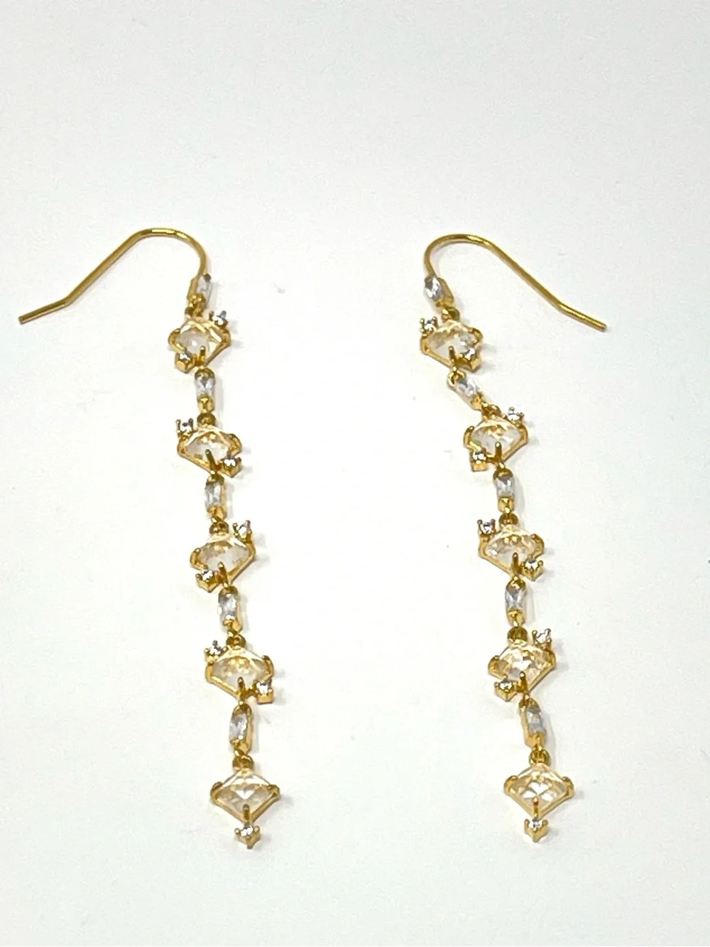 New Anthropologie Crystal Drop Dangle Earrings Gold